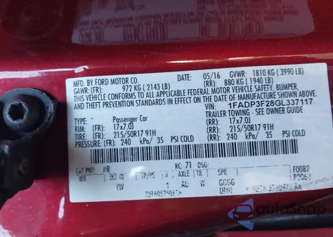 2016 Ford Focus Se z USA, uszkodzony, nr VIN 1FADP3F28GL337117